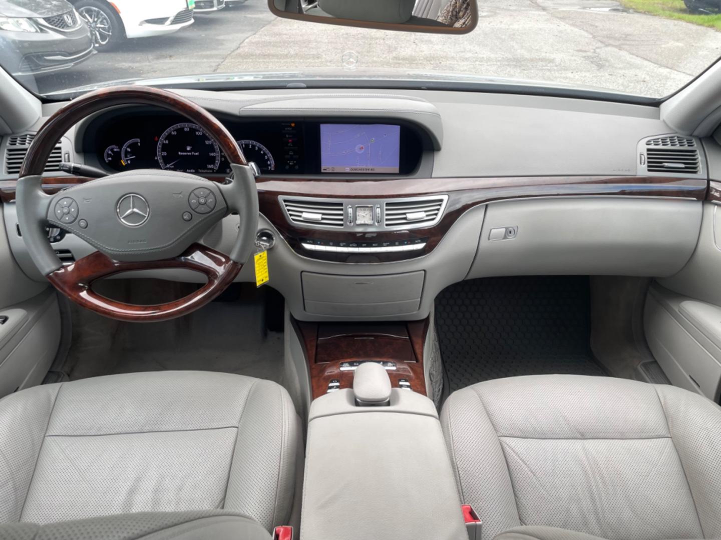 2013 GRAY MERCEDES-BENZ S-CLASS S550 (WDDNG7DB8DA) with an 4.6L engine, Automatic transmission, located at 5103 Dorchester Rd., Charleston, SC, 29418-5607, (843) 767-1122, 36.245171, -115.228050 - Photo#15